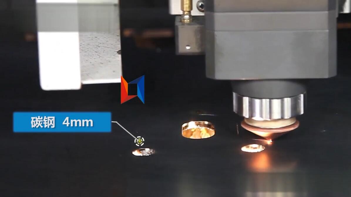 领秀激光LXF1530光纤激光切割机切割碳钢4mm